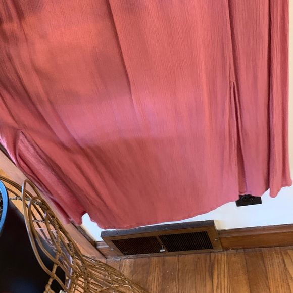 River Island Off Shoulder Dress - Picture 2 of 3